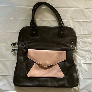 Gray Steve Madden shoulder bag